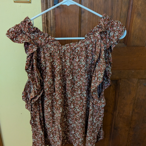 NWT Natural Life Floral Ruffle Sleeve Top - Picture 2 of 6